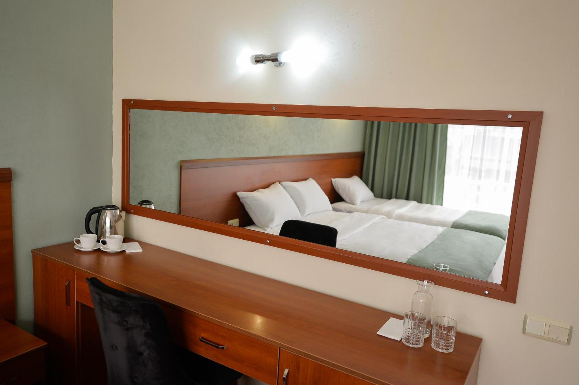 Aura Boutique Hotel 바투미 외부 사진